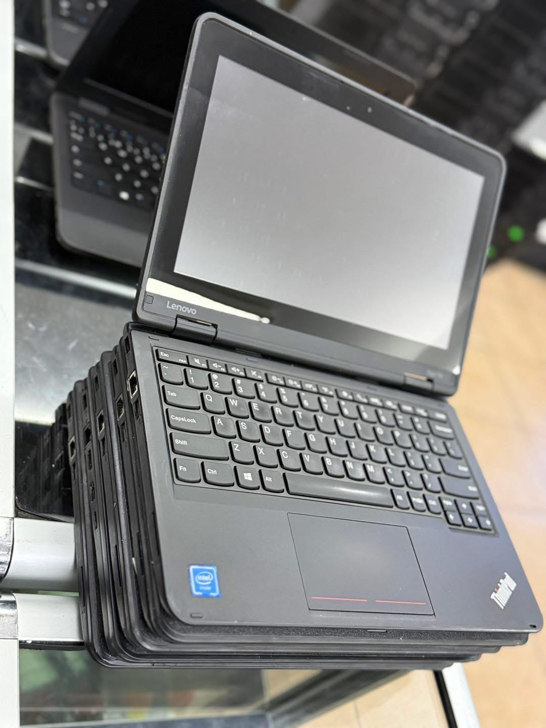 Lenovo 11e  Intel celeron® N3450 CPU1.10GHz (kitwe)